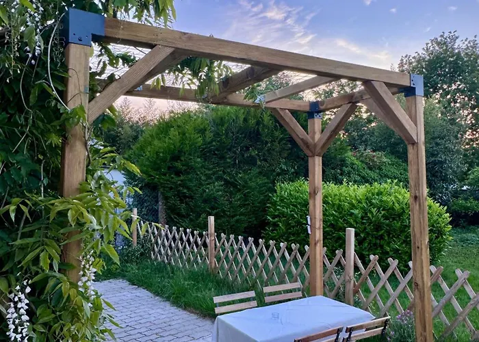 Exquisite Tiny House With Garden And Air Con - Between Paris-Disneyland - 3Mins From Train Station